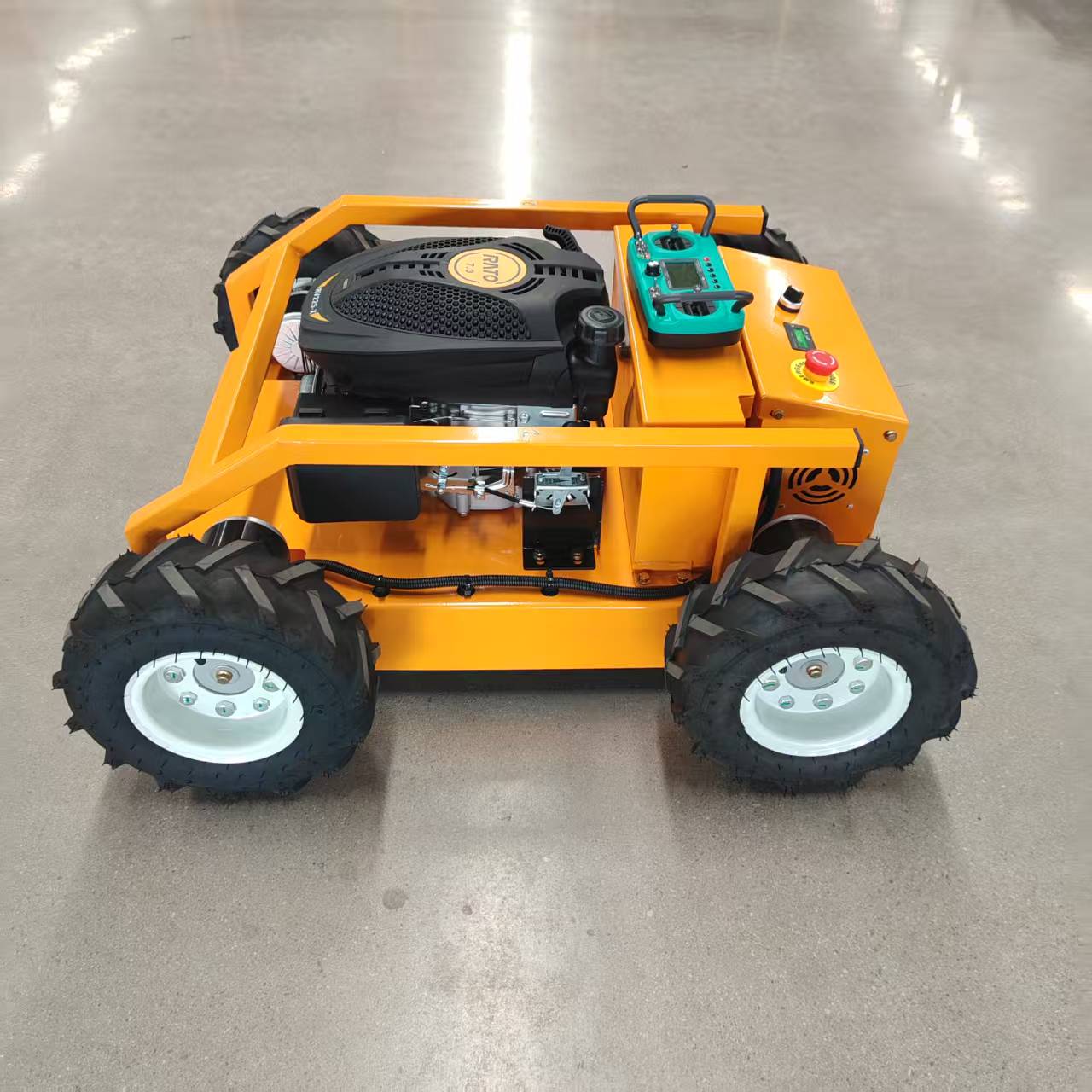 Smart Remote-Controlled Lawn M - огляд і ціна Smart Garden Design